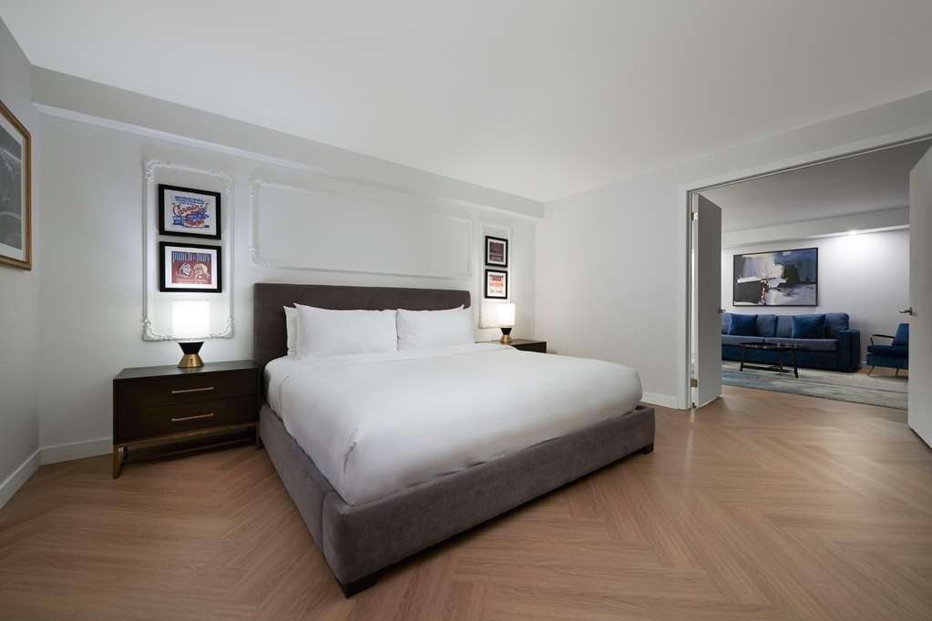 Pantages Hotel Toronto Centre Room photo